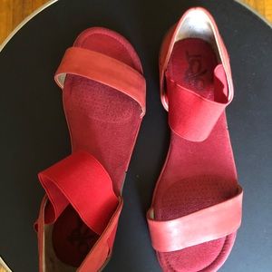 Ladies Sandals - Flats